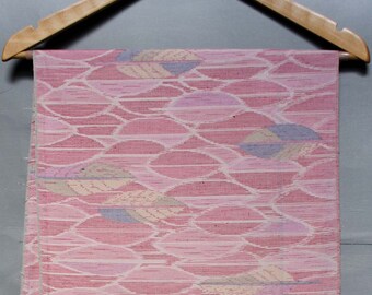 Pink leaves tsumugi silk fabric. Stylised pastel leaves pattern vintage. Panel of japanese Kimono silk for sewing. ref 203s