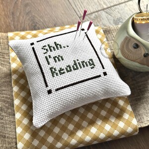 Cross Stitch Pattern, I'm Reading Mini Pillow, PDF image 6