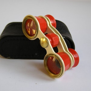 Occhiali da opera rossi. Binocolo rosso. Opera sovietica. Binocolo. Piccola custodia in pelle. Accessori vintage.