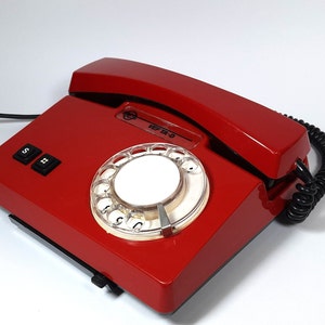 Sovjet-telefoon. TA-68 Bureautelefoon. roterende telefoon. Schijf telefoon. Vintage telefoon Sovjet-Unie. Rode telefoon. Telefoon. Kerstcadeau. Cadeau idee