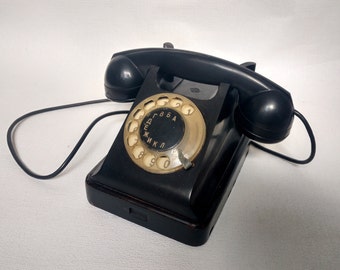 Vintage.Desk phone.Rotary phone.Disk phone.Vintage phone.Bakelite phone.Black phone.Carbolite telephone.USSR telephone.Government phone.Gift