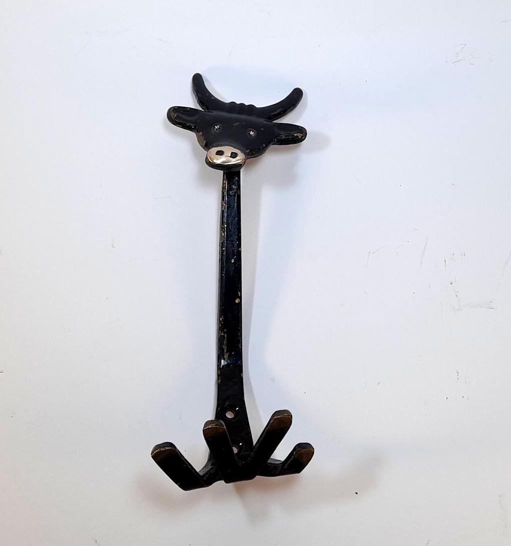 ソビエト製コートフック。ソビエト製壁掛けフック（牡牛座