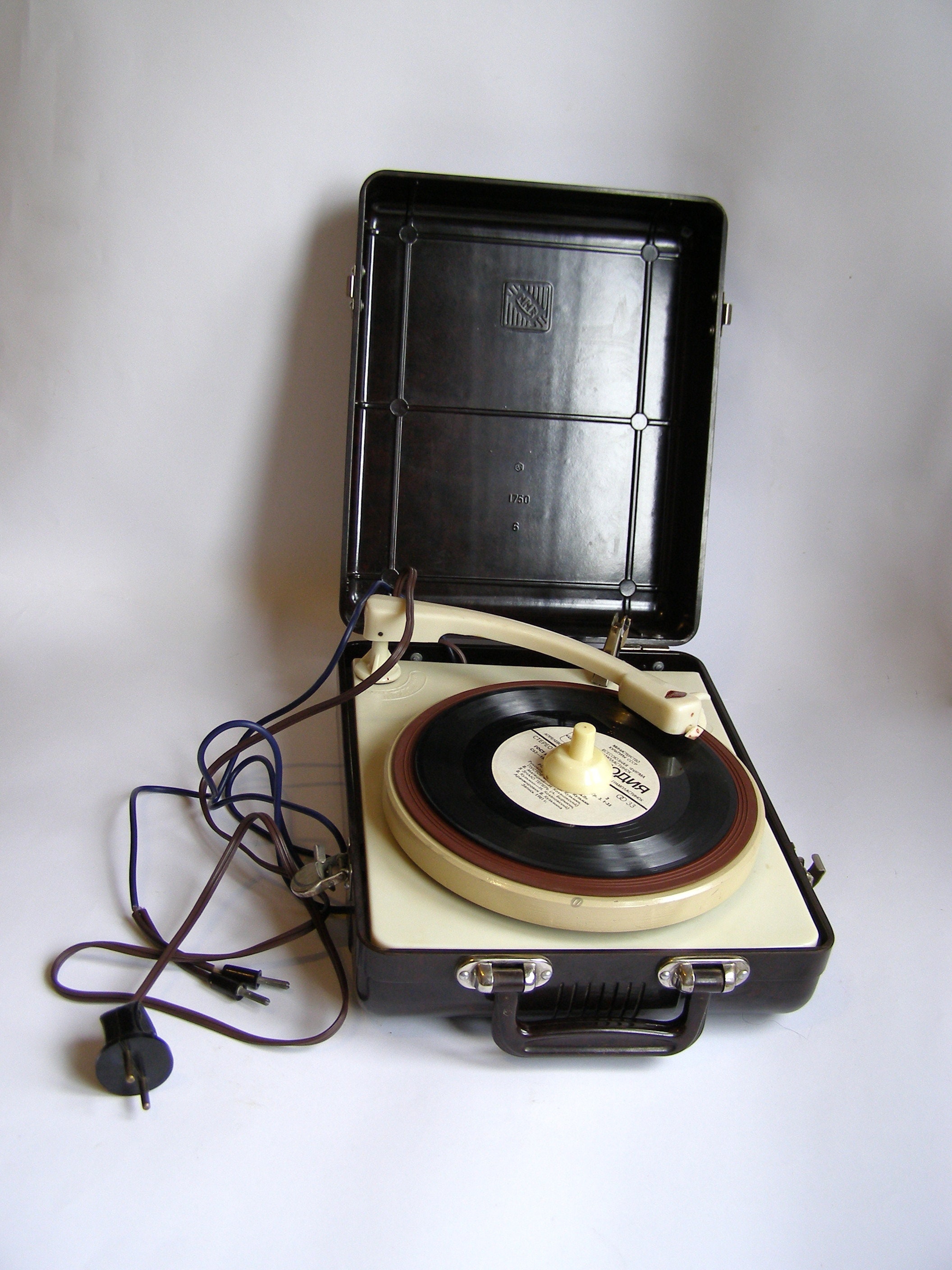 Gramophone. Old Turntable. Vintage Record Player. Vintage Etsy
