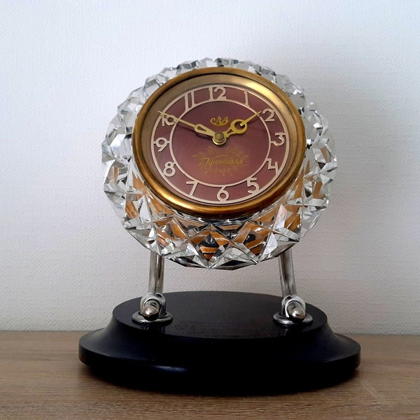 Mechanical clock Majak, Vintage desk clock, Heavy old clock, USSR desk clock, Working clock, Fireplace clock.