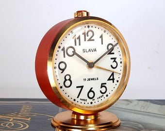 ソビエトの目覚まし時計。ソ連の卓上時計。ヴィンテージ時計 SLAVA