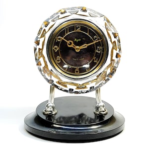 Mechanical clock Majak, Vintage desk clock, Heavy old clock, USSR desk clock, Working clock, Fireplace clock.