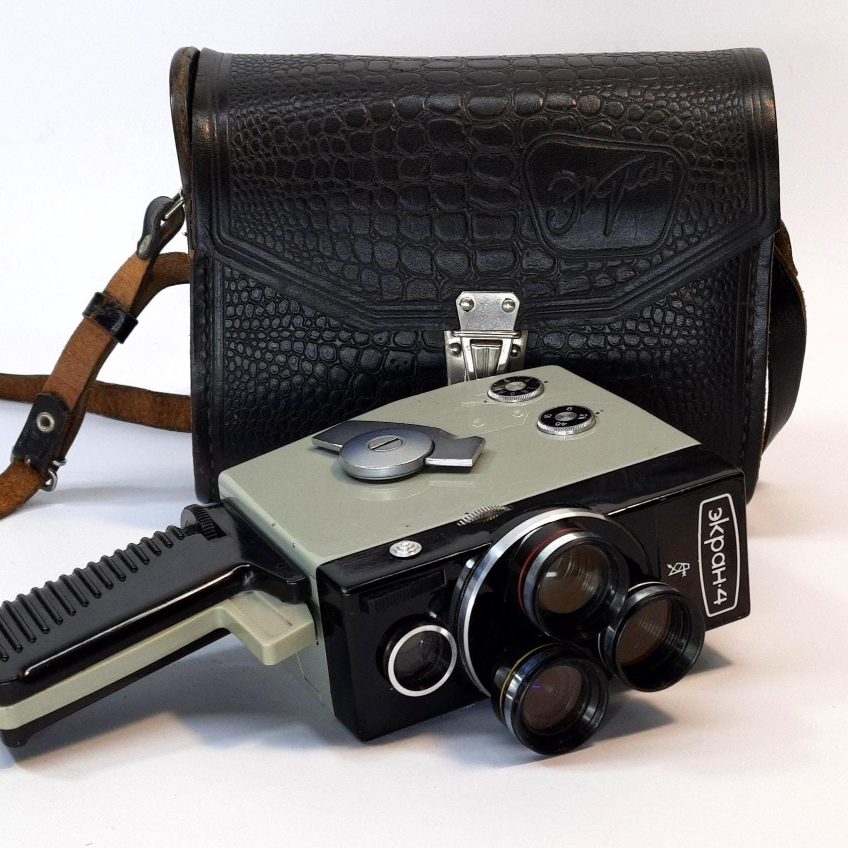 Mini Caméra Soviétique KOMZ EKRAN 4 – Vintage 8mm, Grise, Neuve Sous Emballage