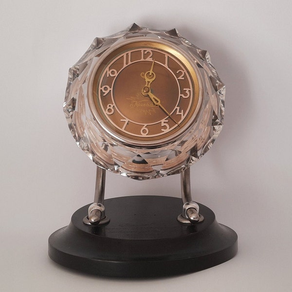 Mechanical clock Majak, Vintage desk clock, Heavy old clock, USSR desk clock, Working clock, Fireplace clock.