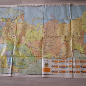 Mappa della grande parete. Mappa vintage della Russia. Mappa dell'URSS. Vecchia mappa russa. Poster vintage di geografia. Mappa storica. Mappa sovietica