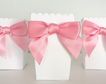 Caixas de pipoca personalizadas, caixa de lembrancinha para festa com laço.