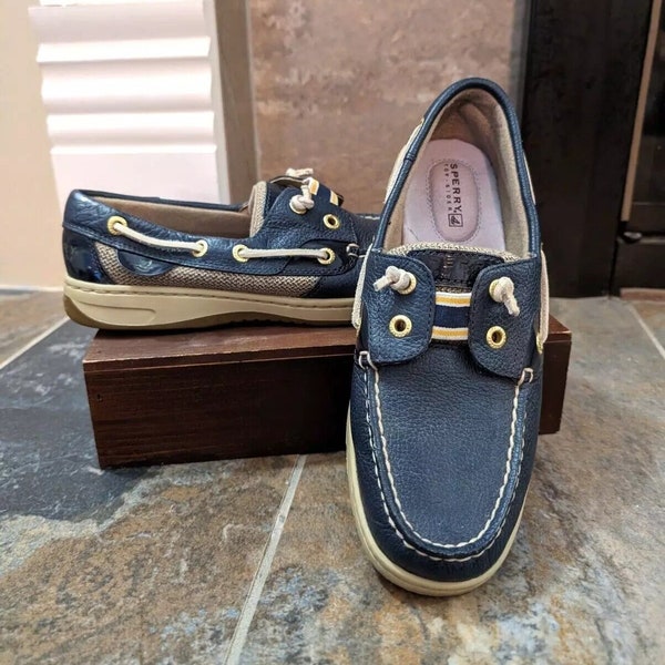 Sperry Leather Blue And Tan Boat Shoes Size 6.5 Womens