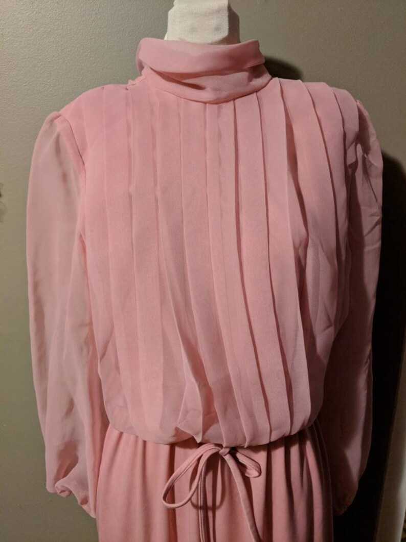 Vintage Empire Elastic Waist Peach Coral Dress Size 8