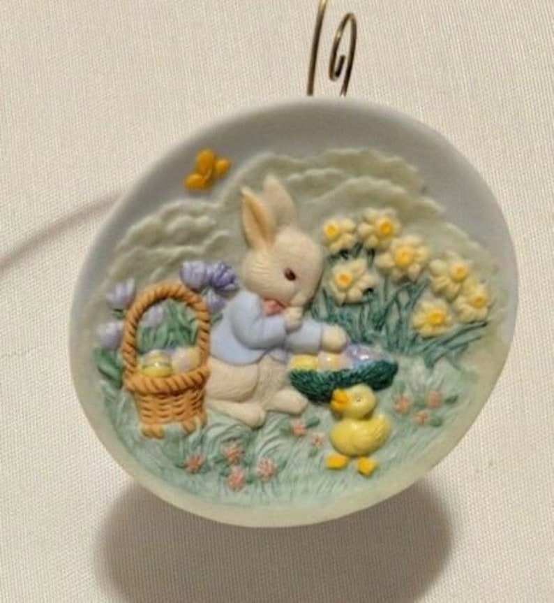 Hallmark Easter Bunny Ornament Collector Plate 1996 Etsy