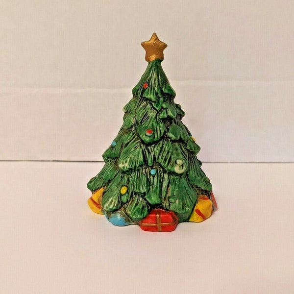 Brinns A Family Christmas Replacement Christmas Tree Figurine 1988