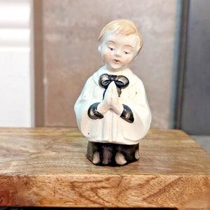 Vintage Choir Boy Porcelain Figurine Made In Japan