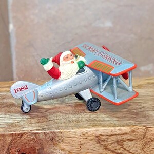 Hallmark Tree Trimmer The Spirit Of Christmas In Box Dated 1982