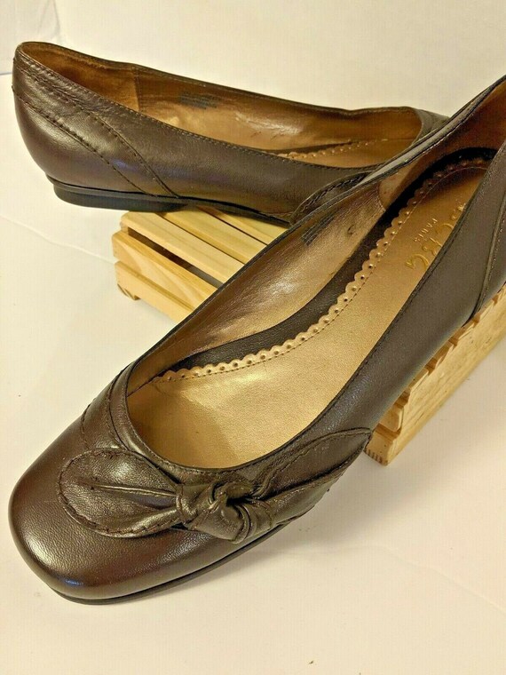 bcbg ballet flats