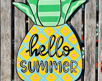 READY TO SHIP Pineapple door hanger sign, hello summer decoration, sweet summer, fruit decor, kitchen decoration, aloha sign, Hawaii