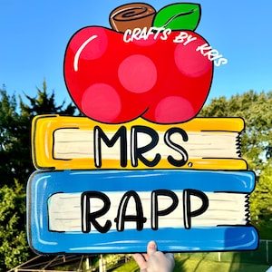 Teacher door hanger, school door hanger, apple door hanger, classroom door hanger, classroom theme, teacher books decor, new teacher gift