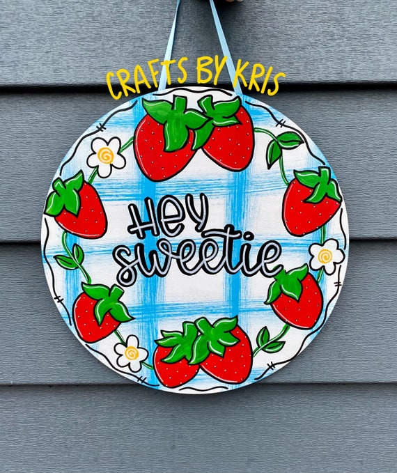 READY TO SHIP Strawberry door hanger, summer fruit decor, kitchen decor, summer berry decor, sweet summer sign, summer wreath, summer decor