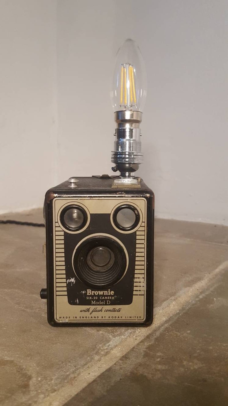 Kodak Brownie camera table lamp including bulb image 6