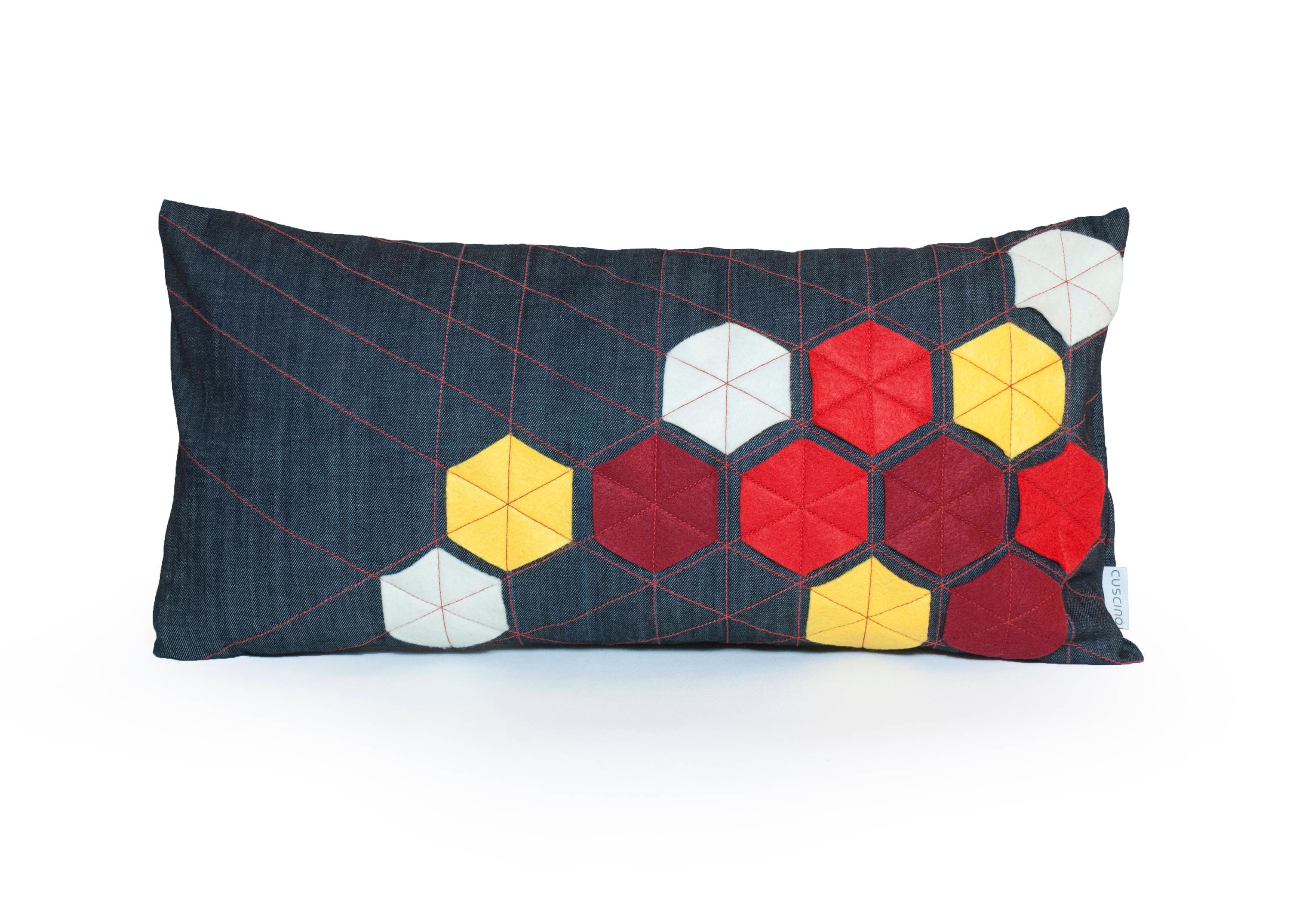Jean Rouge et Coussin Hexagonales Demandes Originales Sont Feutre, Taie d'oreiller Oreiller en Denim