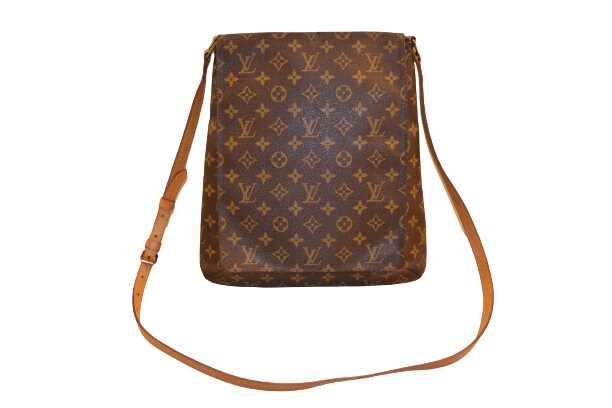 How to prevent the gold color hardware on Louis Vuitton bags from tarnishing  - Quora