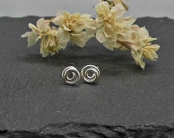 Stud earrings mini spiral 935 silver light or antique oxidized - second stud earrings silver - spiral stud earrings silver-gray - unisex gift