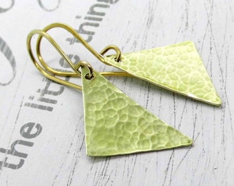 Earrings triangle gold • matt or hammered • brass earrings geometric • simple jewelry for every day