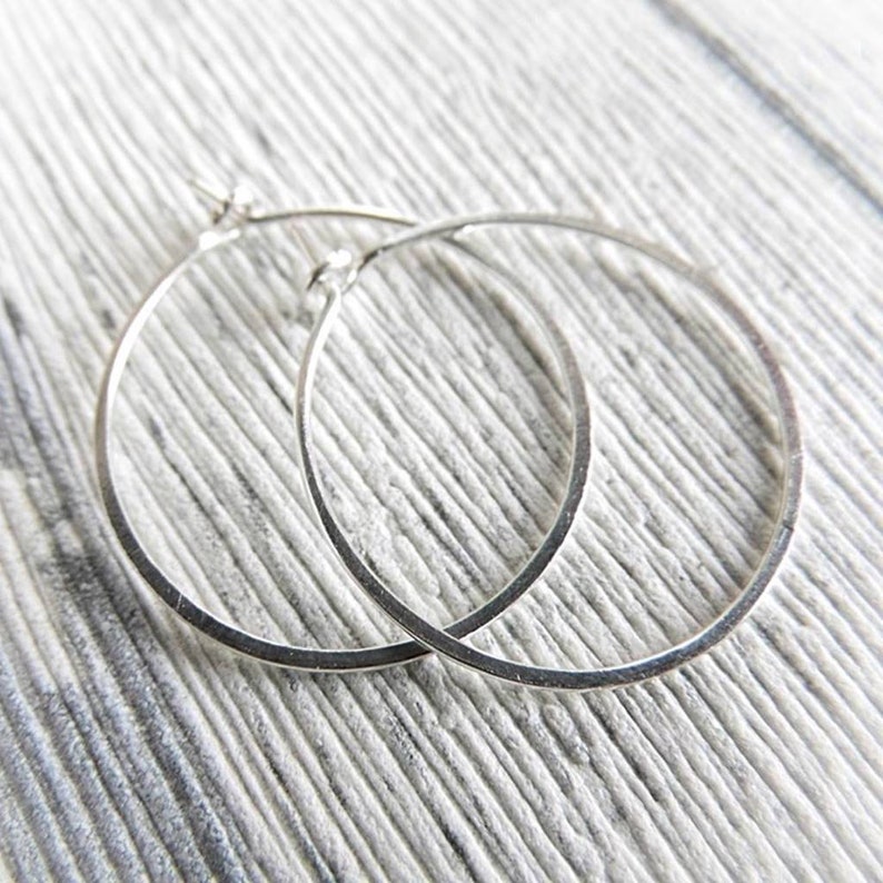 Hoop earrings size M 23 mm made of 935 silver, gold-filled or rose-gold-filled wire selectable, handmade jewelry image 5