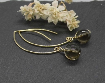 Pendientes cuarzo ahumado medio aro de alambre bañado en oro - pendientes elegantes de piedras preciosas - pendientes de cuarzo ahumado gris bañados en oro - regalo