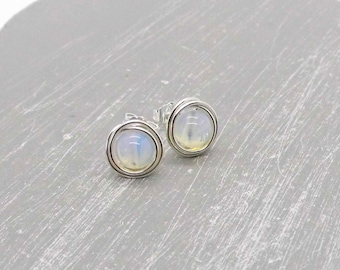 Boucles d'oreilles à tige en pierre de lune • Argent 935 • Boucles d'oreilles à tige en pierres précieuses • Cadeau pour elle