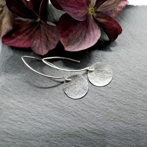 935 Silber Scheiben gehämmert, schlichte Ohrhänger, Damen Ohrringe Silber, Geschenk für Sie Bild 2