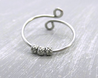 Fidget ring - anti-stress ring made of stainless steel with 3 movable beads, anxiety ring, relaxation ring, delicate stacking ring, gift unisex