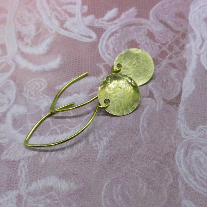 Earrings gold-colored hammered discs 12 mm discs elegant brass women's earrings image 3