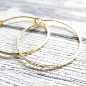 Hoop earrings size M 23 mm made of 935 silver, gold-filled or rose-gold-filled wire selectable, handmade jewelry image 2