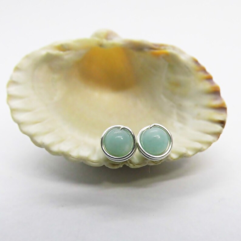 Pendientes mini amazonita de plata 935 pendientes pequeños de perla amazonita pendientes de piedra preciosa azul-verde imagen 2