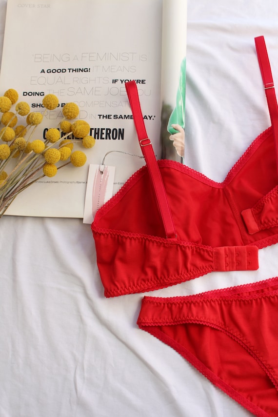 Conjunto de ropa interior comoda roja conjunto de lenceria de algodon organico rojo bragas de bralette de algodon rojo ropa interior roja para mujer regalo para ella Etsy Espana