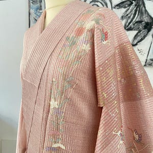 Met de hand genaaide vintage kimono met vlindermotief – Elegante Japanse zijdekunst met Yuzen-verf