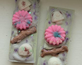 Fairy Garden Snapbar Wax Melt Cottagecore Decor Mushroom Wax Melt Floral Soy Wax Tart Bookish Home Fragrance Handmade Gift for Her Fantasy