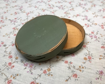 Shabby Green, Primitive Shaker Style Pantry Box
