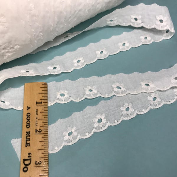 Eyelet Lace, 5 Yards
