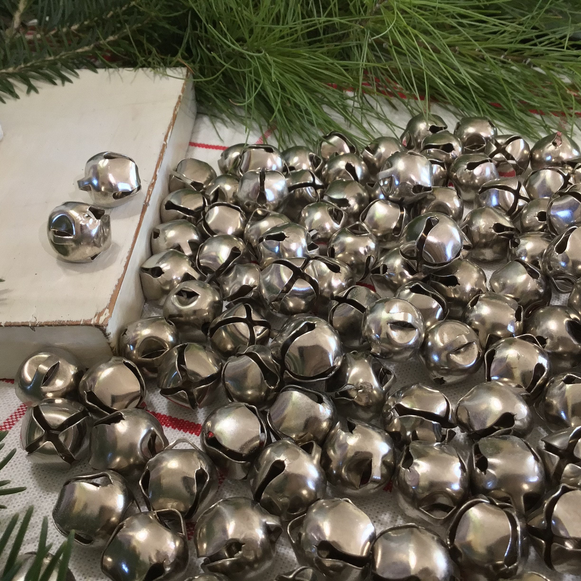 24 Vintage Jingle Bells .60 Rustic Silver Toned Metal With Etsy