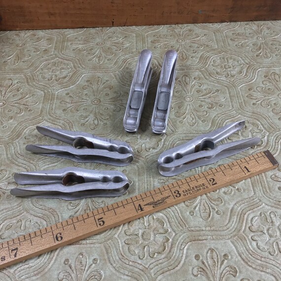 5 Vintage Aluminum Clothespins 3 Long Rustic Patina Etsy