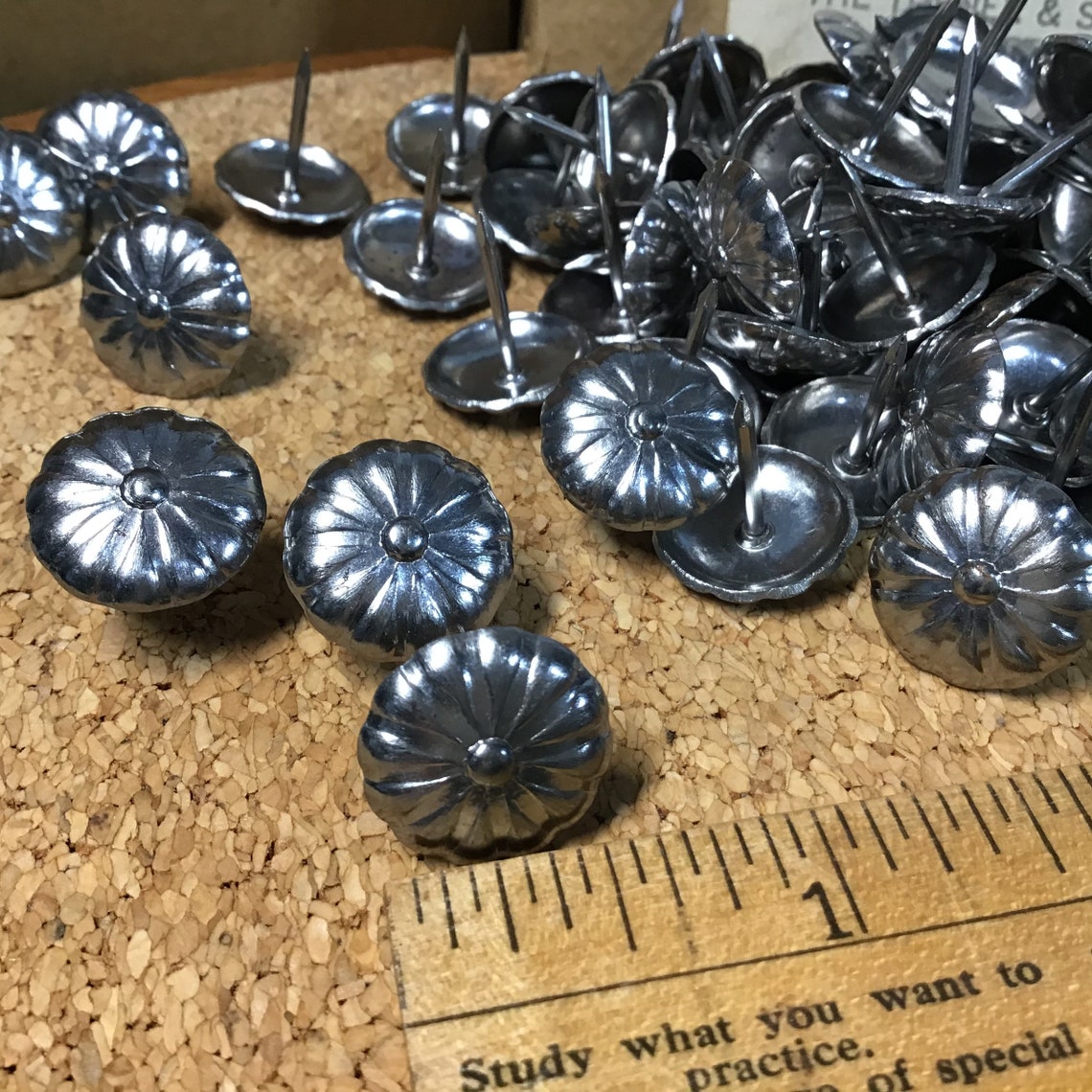 20 Vintage Daisy Tacks Upholstery Nails Bulletin Board Tacks Etsy