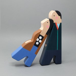 Couple dolls, custom family figures, personalized statues, Wooden Anniversary gift, Cute custom figurines