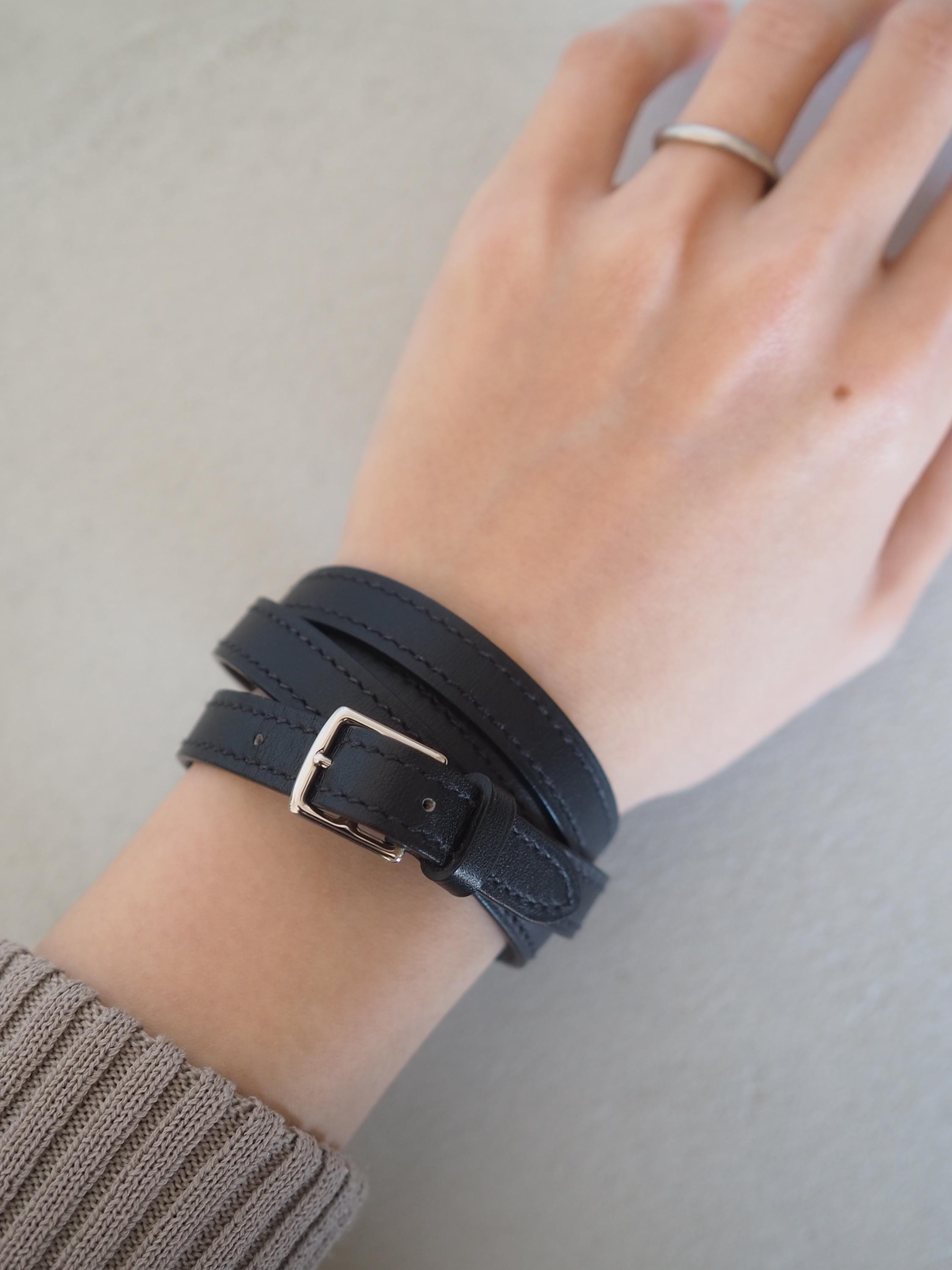 【VINTAGE】Hermès Bracelet cuir Étrivière HERMÈS Etriviere Bracelet Black Leather Silver Metal Vintage