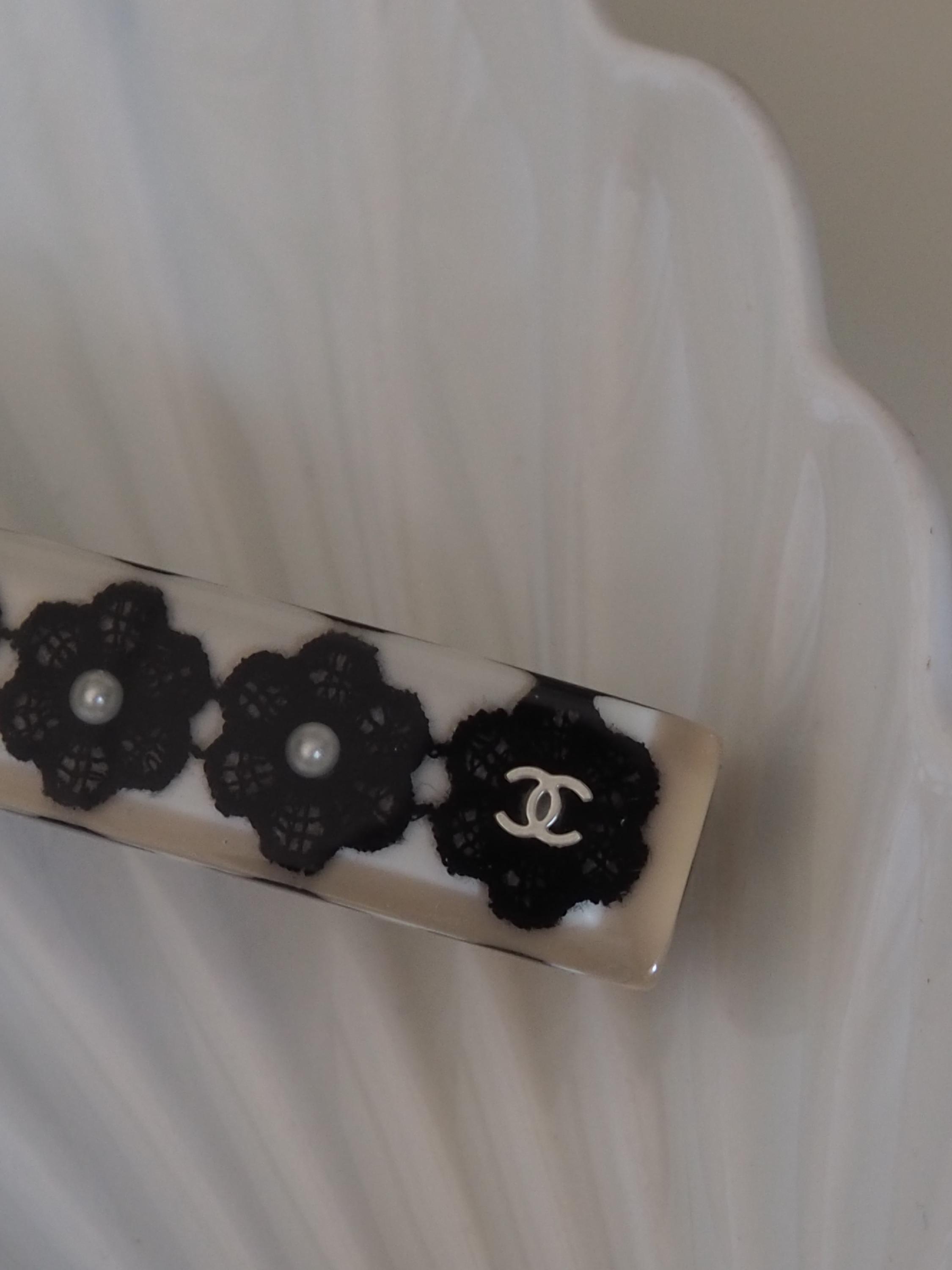 ⭐︎ T&T 様　CHANEL ビンテージCOCO＆ロゴ　バレッタ⭐︎ CHANEL COCO Mark Flower Lace Hair Clip Barrette White Black