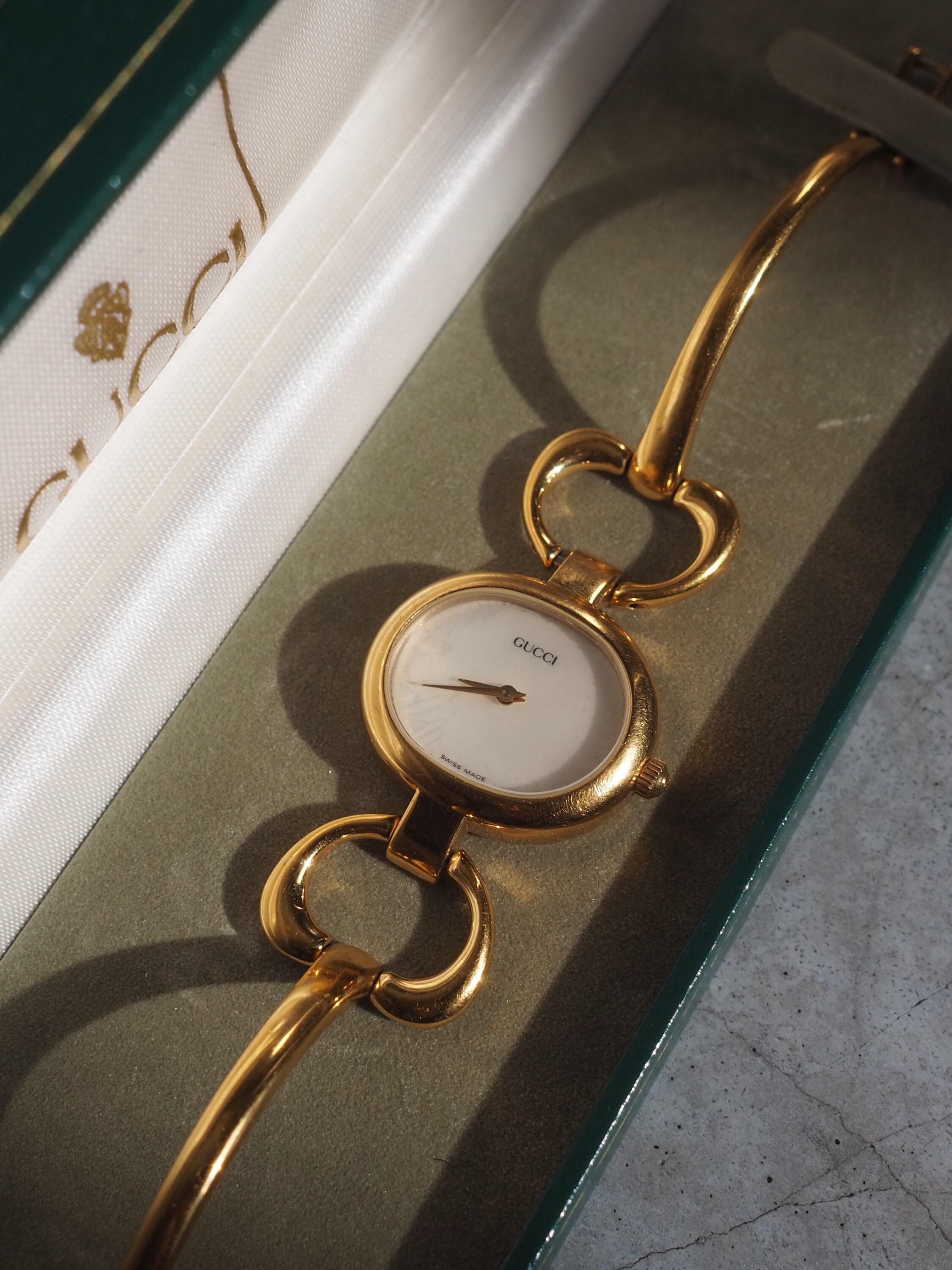 GUCCI Shell Bangle Watch Wristwatch Gold Metal Vintage Authentic Etsy Canada