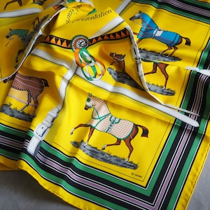 HERMES Scarf Carre 90 &quot; Couvertures et Tenues de Jour &quot; Silk Yellow Vintage Authentic